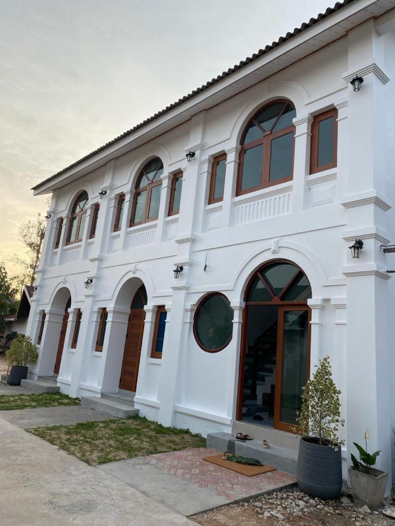 B2 Hotel Savannakhet Dış mekan fotoğraf
